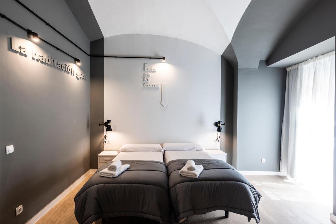 Apartamentos Turisticos De La Bernarda Касерес Экстерьер фото