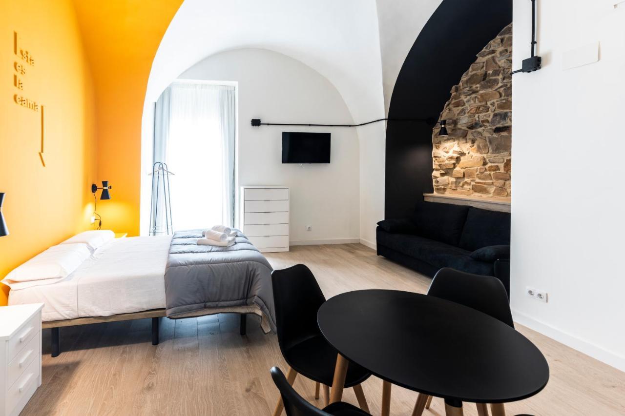 Apartamentos Turisticos De La Bernarda Касерес Экстерьер фото