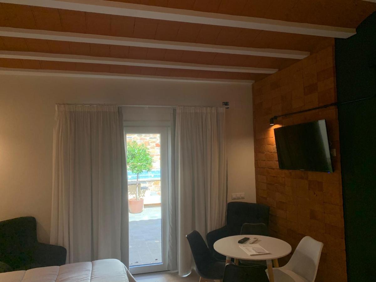 Apartamentos Turisticos De La Bernarda Касерес Экстерьер фото